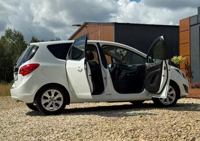 OPEL Meriva 