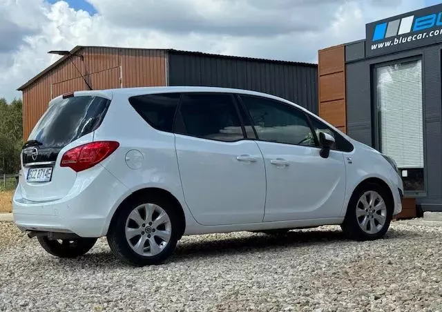 OPEL Meriva 