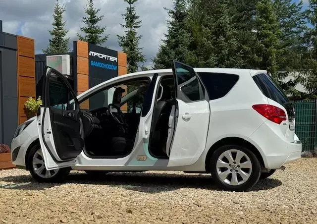 OPEL Meriva 