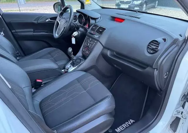OPEL Meriva 