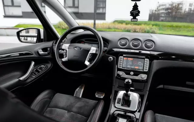 FORD S-Max 2.0 T Platinium X MPS6