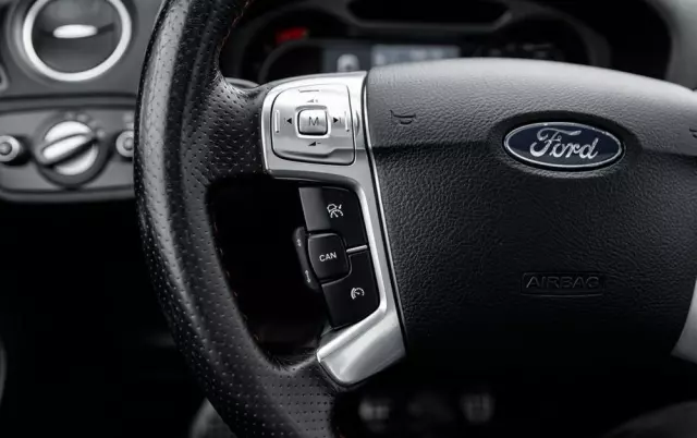 FORD S-Max 2.0 T Platinium X MPS6