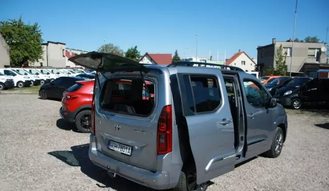 TOYOTA Proace 