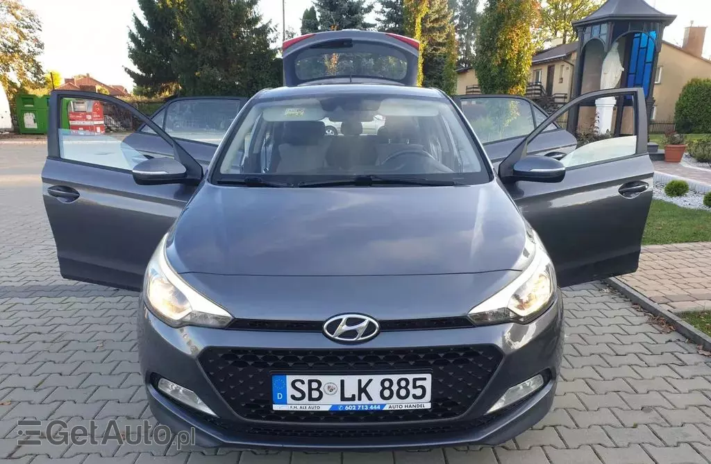 HYUNDAI I20 