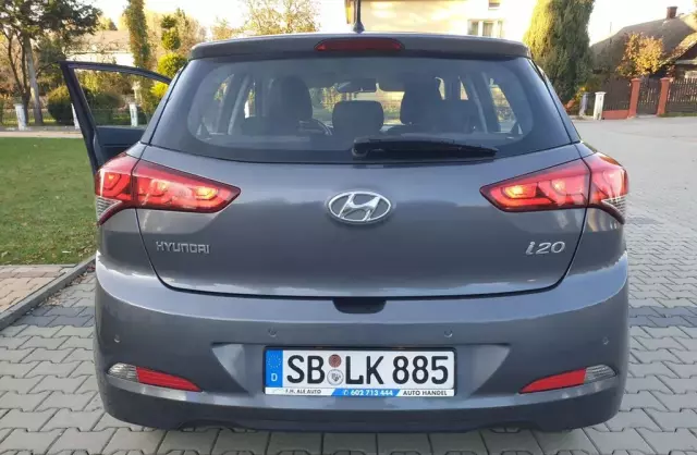 HYUNDAI I20 