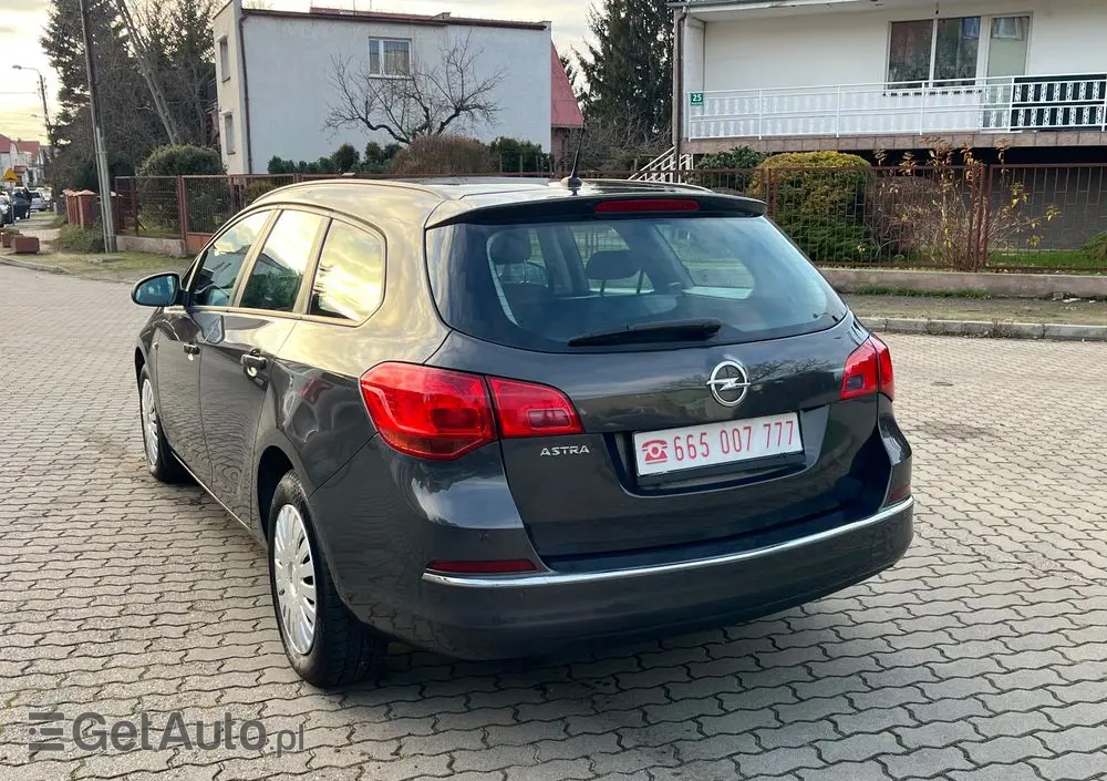 OPEL Astra 1.4 Turbo