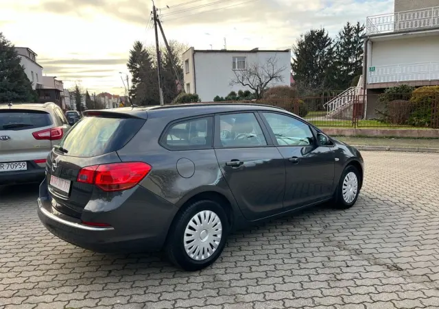 OPEL Astra 1.4 Turbo