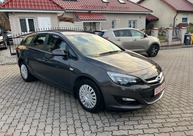 OPEL Astra 1.4 Turbo