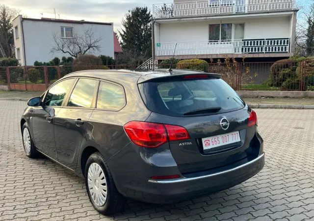 OPEL Astra 1.4 Turbo