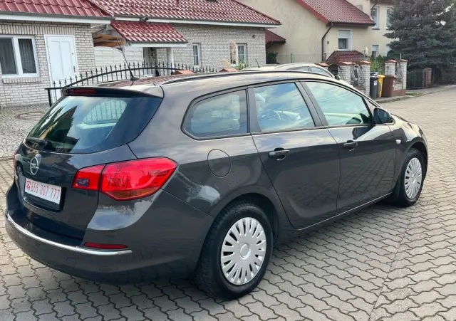 OPEL Astra 1.4 Turbo