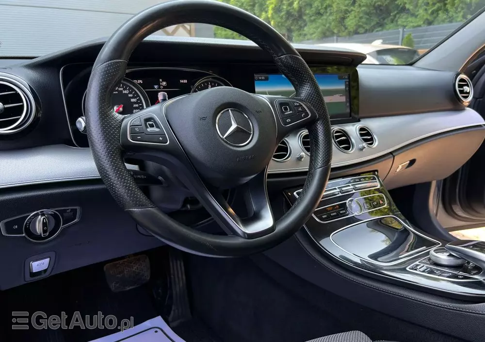 MERCEDES-BENZ Klasa E 220 d