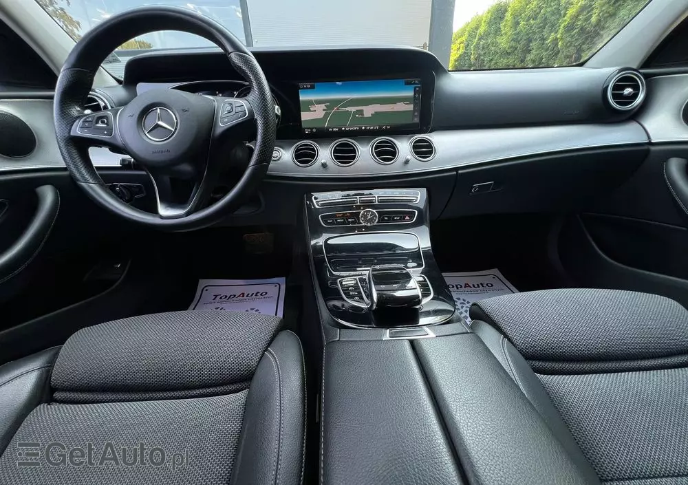 MERCEDES-BENZ Klasa E 220 d