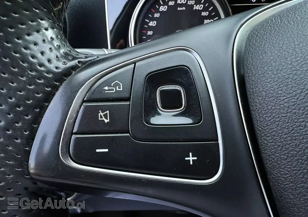 MERCEDES-BENZ Klasa E 220 d