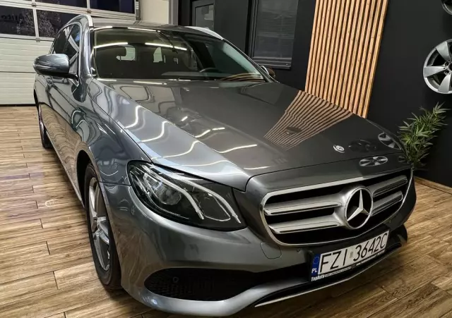 MERCEDES-BENZ Klasa E 220 d