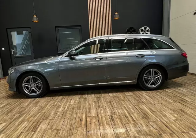 MERCEDES-BENZ Klasa E 220 d