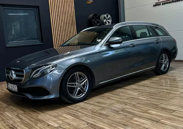 MERCEDES-BENZ Klasa E 220 d