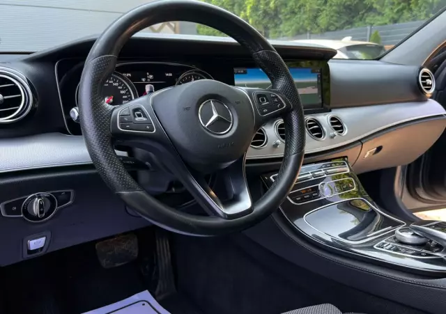 MERCEDES-BENZ Klasa E 220 d