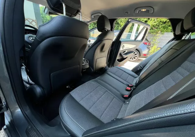 MERCEDES-BENZ Klasa E 220 d