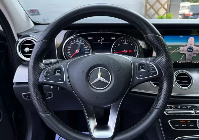 MERCEDES-BENZ Klasa E 220 d