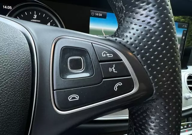 MERCEDES-BENZ Klasa E 220 d