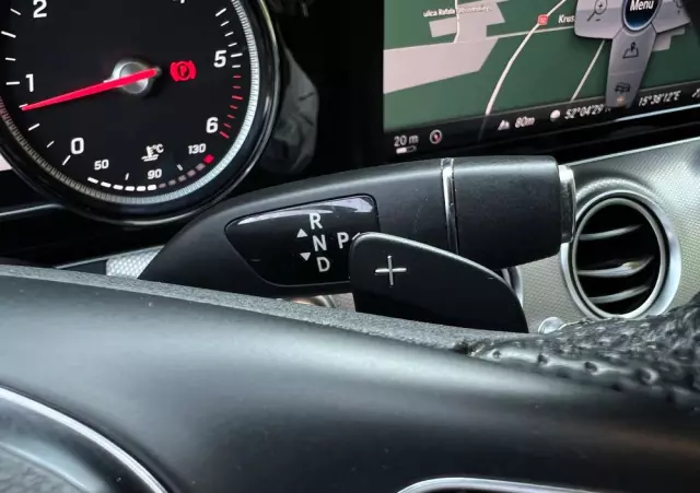 MERCEDES-BENZ Klasa E 220 d