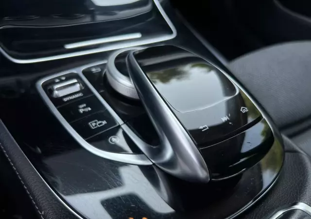 MERCEDES-BENZ Klasa E 220 d