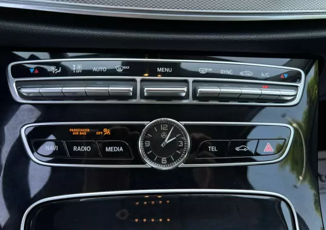 MERCEDES-BENZ Klasa E 220 d