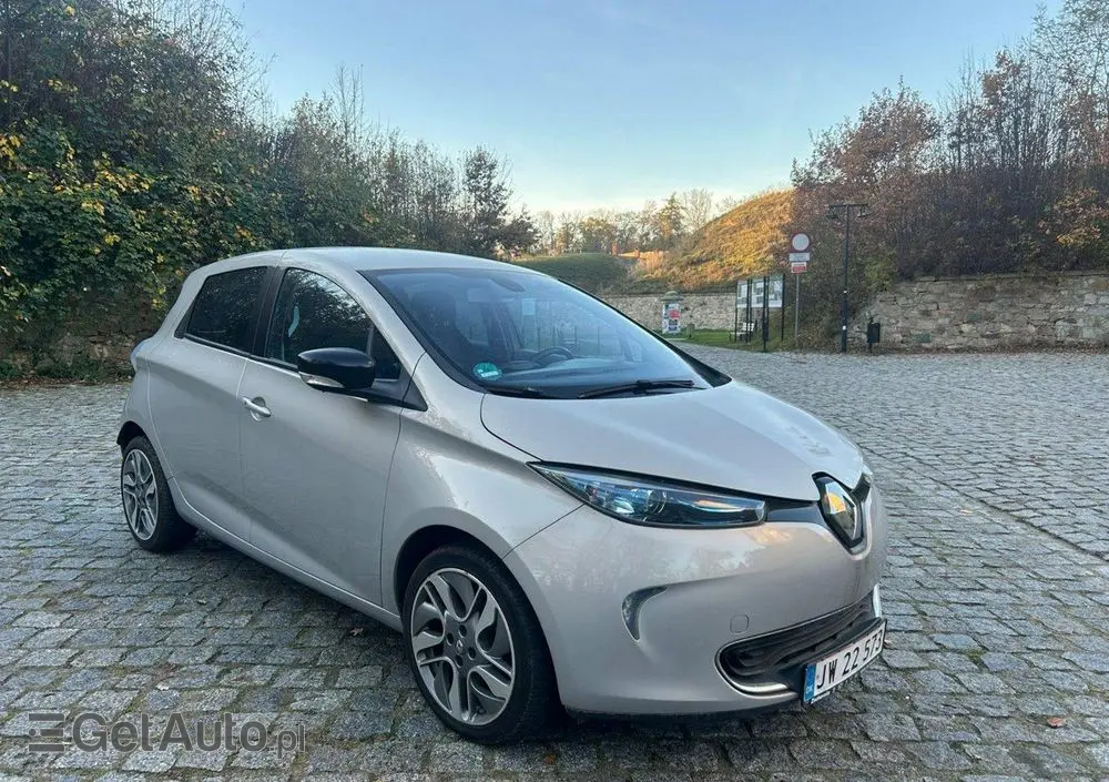 RENAULT Zoe 