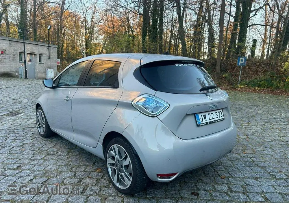 RENAULT Zoe 