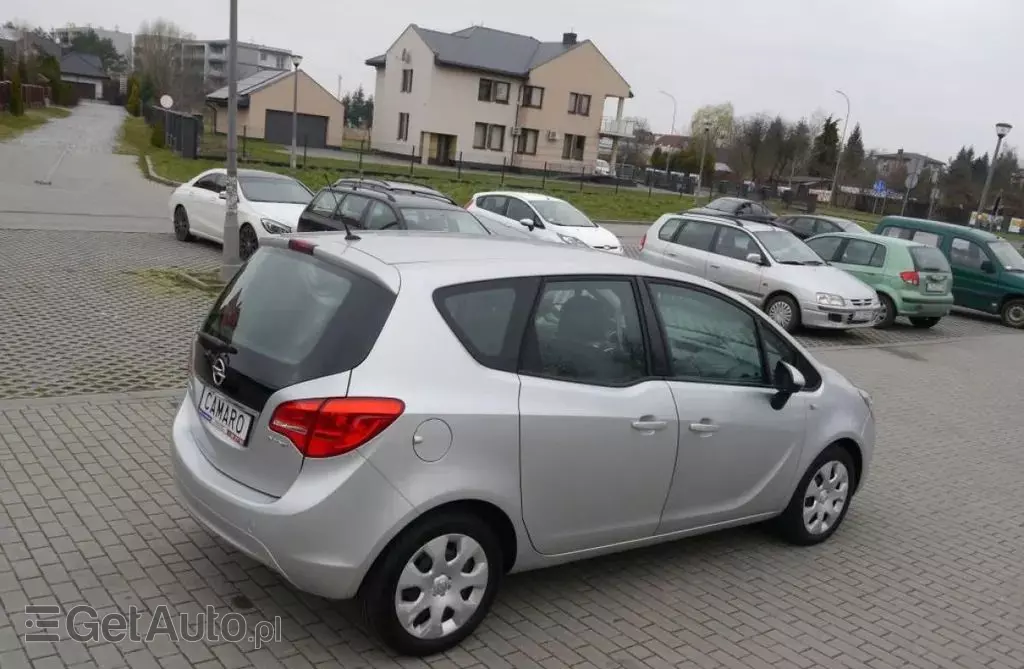 OPEL Meriva 