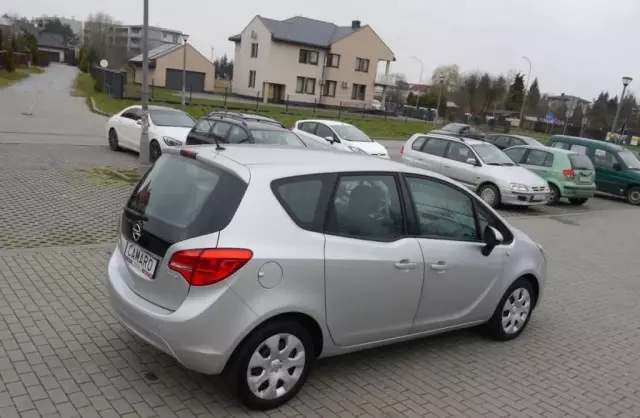 OPEL Meriva 