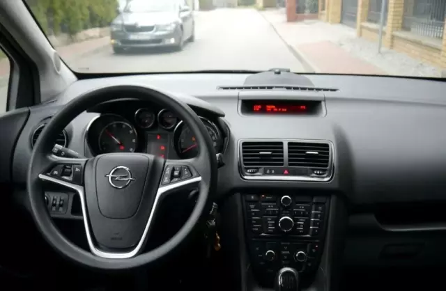 OPEL Meriva 