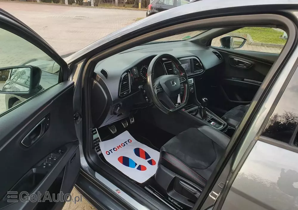 SEAT Leon 1.8 TSI FR Black S&S