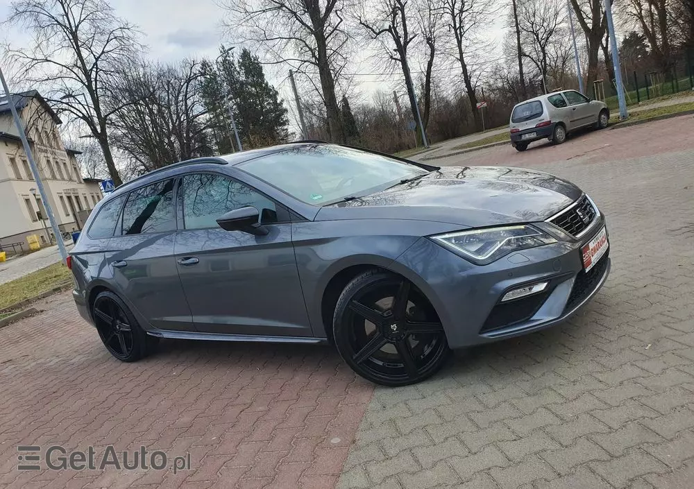 SEAT Leon 1.8 TSI FR Black S&S