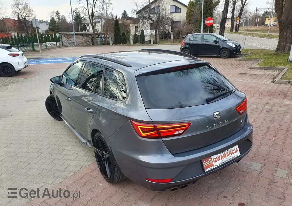 SEAT Leon 1.8 TSI FR Black S&S