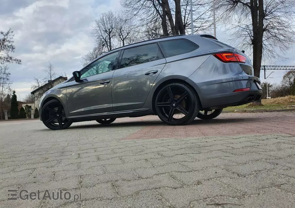 SEAT Leon 1.8 TSI FR Black S&S