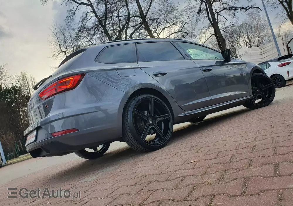 SEAT Leon 1.8 TSI FR Black S&S