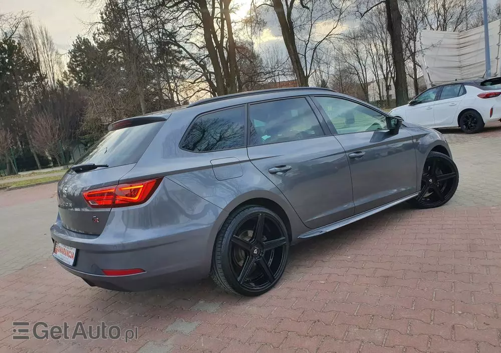 SEAT Leon 1.8 TSI FR Black S&S