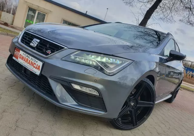 SEAT Leon 1.8 TSI FR Black S&S