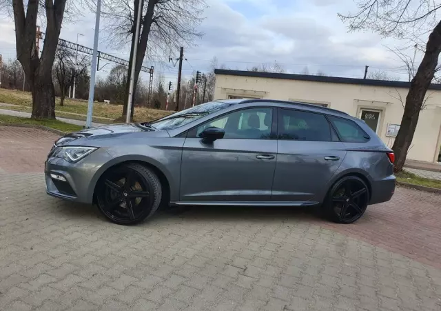 SEAT Leon 1.8 TSI FR Black S&S