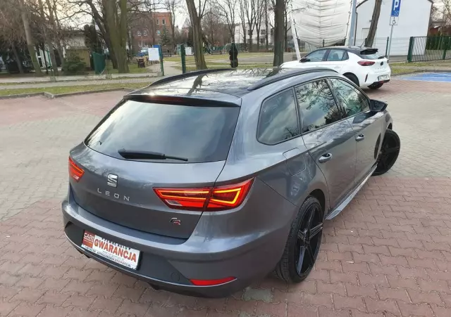 SEAT Leon 1.8 TSI FR Black S&S