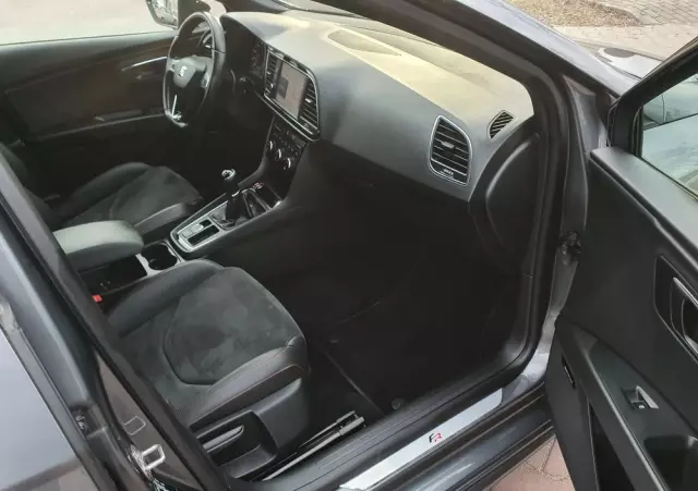 SEAT Leon 1.8 TSI FR Black S&S