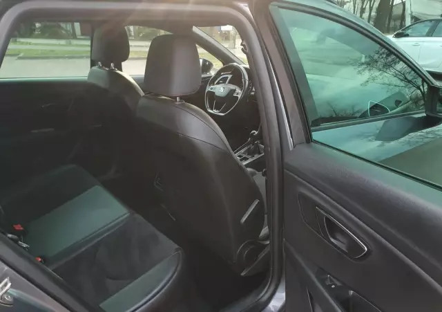 SEAT Leon 1.8 TSI FR Black S&S