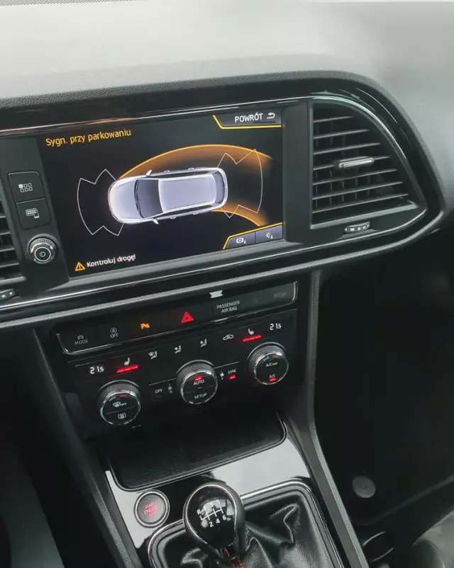 SEAT Leon 1.8 TSI FR Black S&S