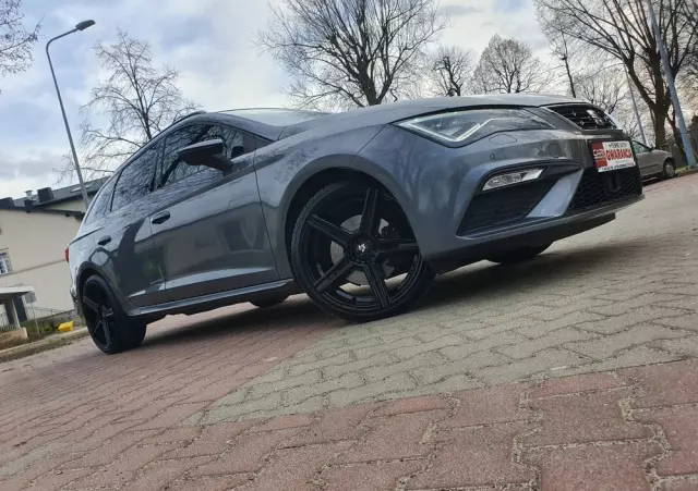 SEAT Leon 1.8 TSI FR Black S&S