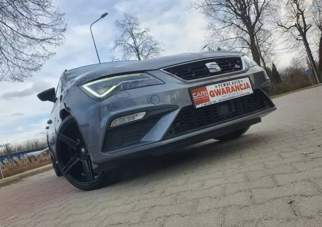 SEAT Leon 1.8 TSI FR Black S&S