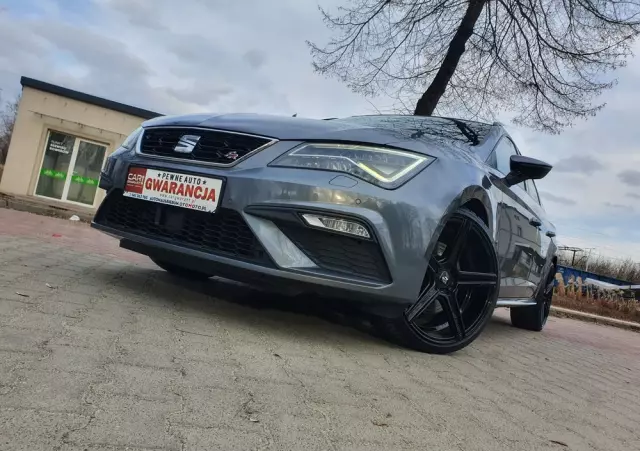 SEAT Leon 1.8 TSI FR Black S&S