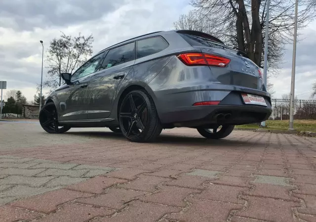 SEAT Leon 1.8 TSI FR Black S&S