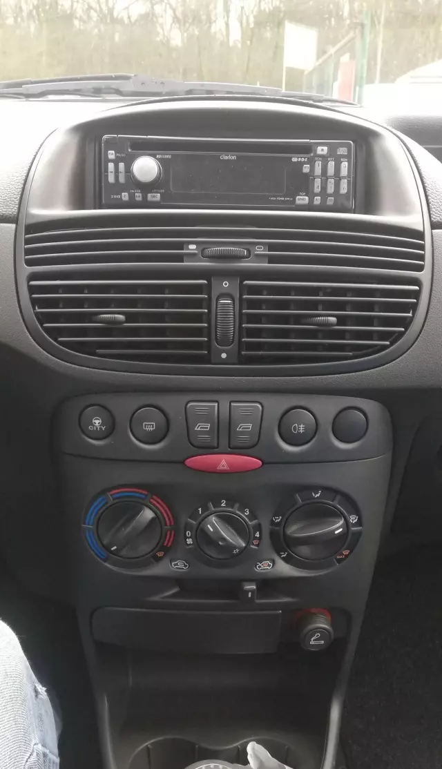 FIAT Punto 75 1.2 (73 KM)