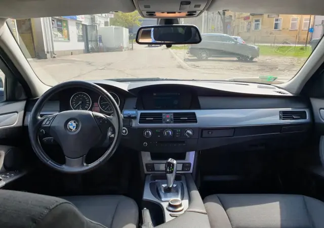 BMW Seria 5 525d
